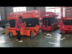 Penggerak Listrik 12 Meter Self-Propelled Lift Gunting Dengan 2.27m X 1.12m Platform Ukuran